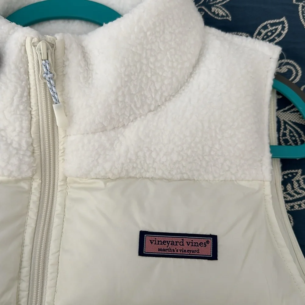 NWT VINEYARD VINES WHITE VEST - MEDIUM - Picture 4 of 13